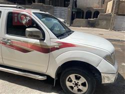 نيسان نافارا